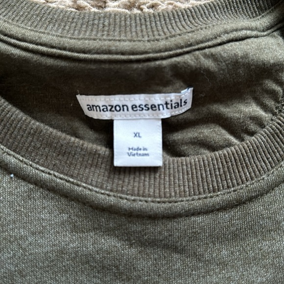 Men’s & women’s ugly sweater set. Chest & Nuts. Men’s xl women’s m - Picture 5 of 5